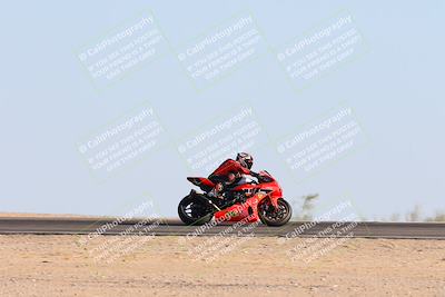 media/Nov-17-2024-CVMA (Sun) [[1fec520723]]/Race 11-Amateur Supersport Open/